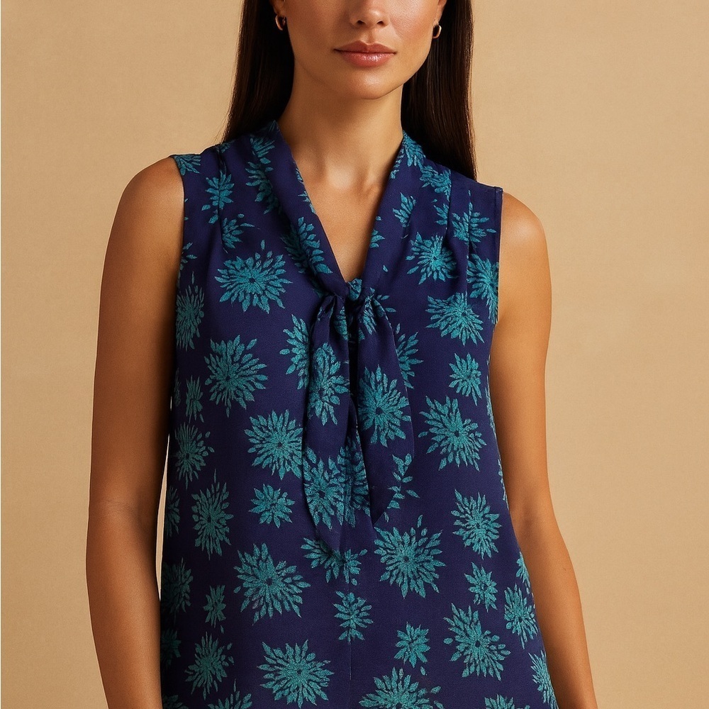41 Hawthorn Navy & Teal Floral Tie-Neck Sleeveless Blouse